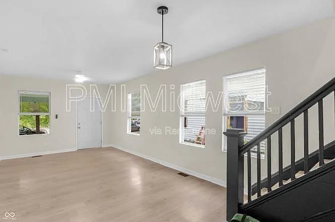 2235 Dr Martin Luther King Jr St — Photo 6