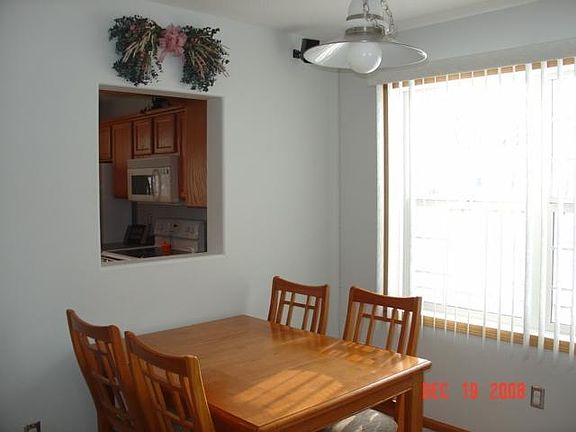 4th image of 523 Cottonwood St
