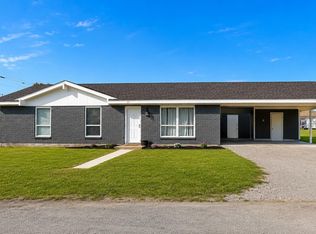 316 N Main St, Henrietta, TX 76365
