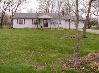 3880 Lamor Rd, Hermitage, PA 16148