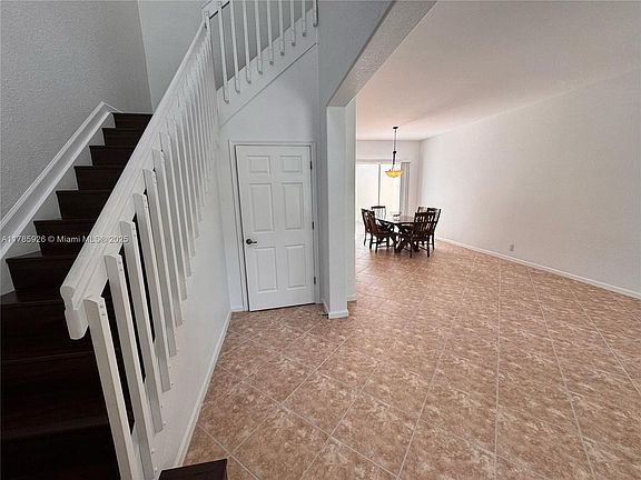 5th image of 412 NW 24th Ave #412