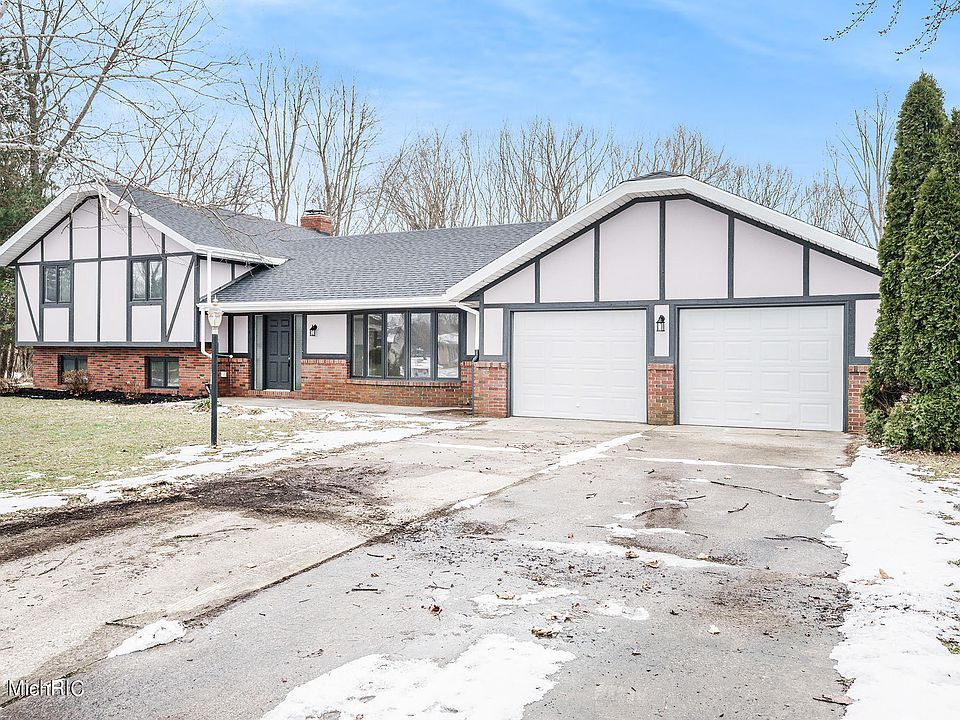 1st image of 1528 Emerson Dr