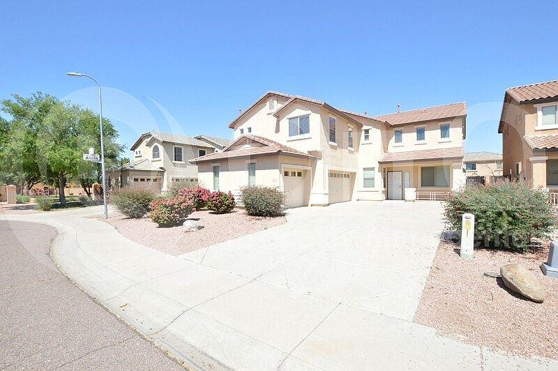 1st image of 8307 S 47th Ln