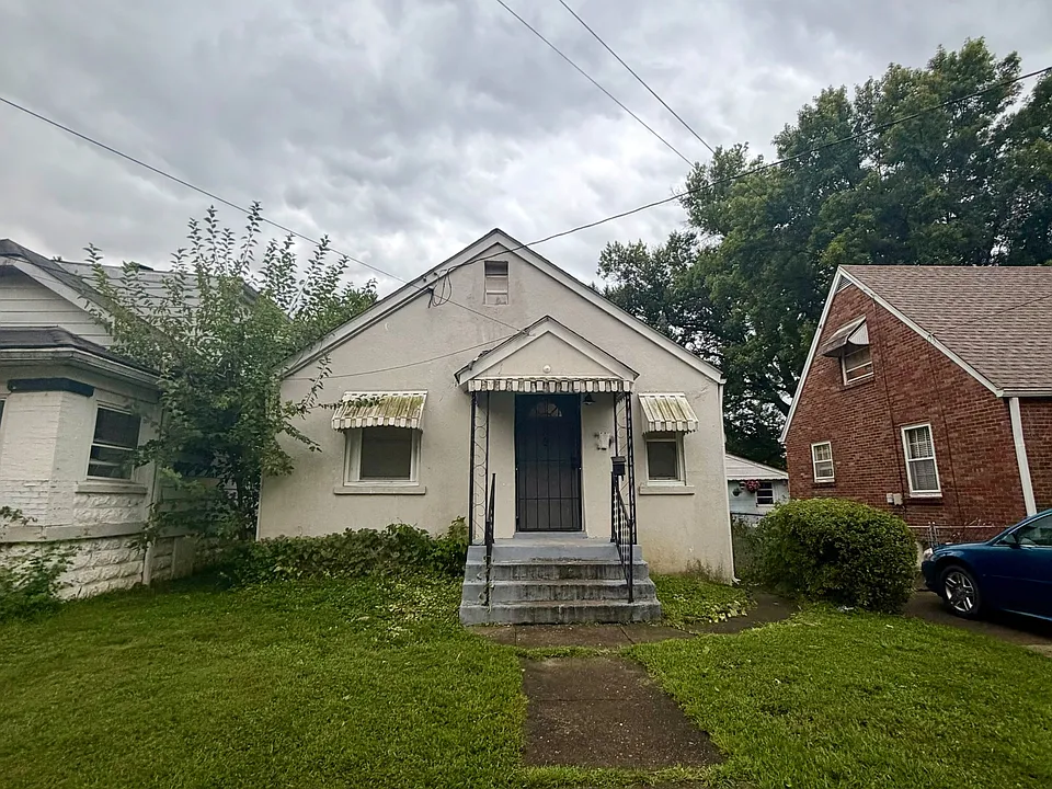 724 W Evelyn Ave