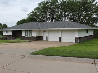 124 N Maple St, Lindsay, NE 68644