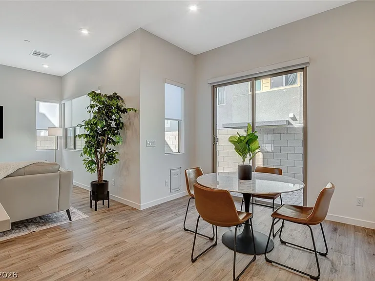 3354 Via Strada St — Photo 12