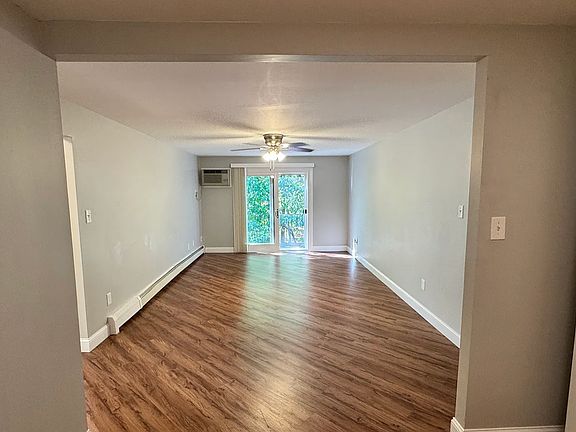 2nd image of 2 Pembroke Dr Unit 18
