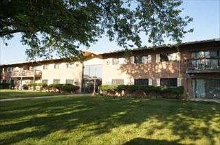 1st image of 7413 Brookdale Dr APT 106