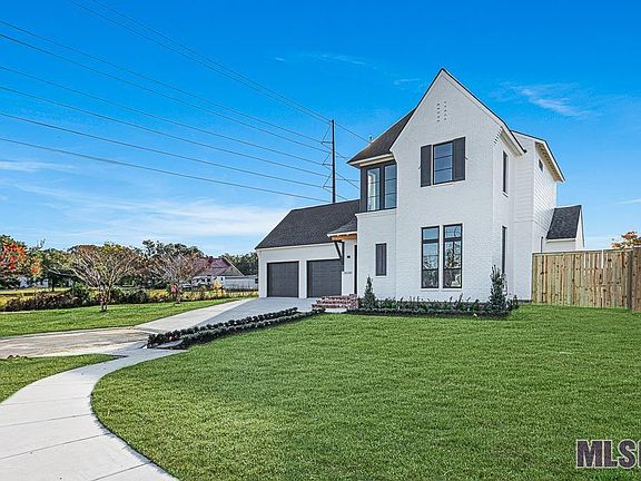 3rd image of 38201 Cedar Grove Way