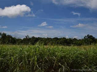 1728 N 5th St, Stilwell, OK 74960