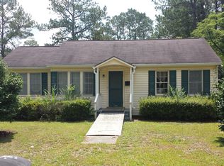 503 Oak Villa Dr, Jesup, GA 31546