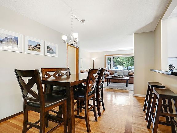 5th image of 2921 Washburn Cir