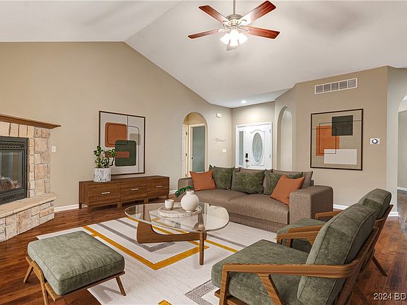 4th image of 103 Helinda Ln