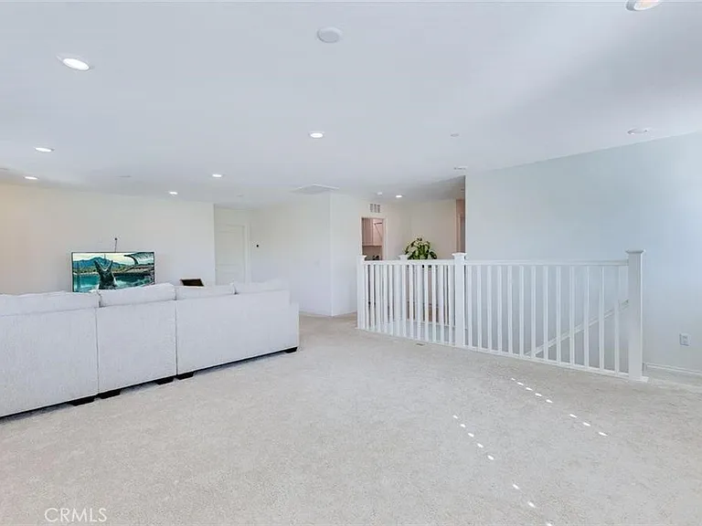 14910 Henry St — Photo 12