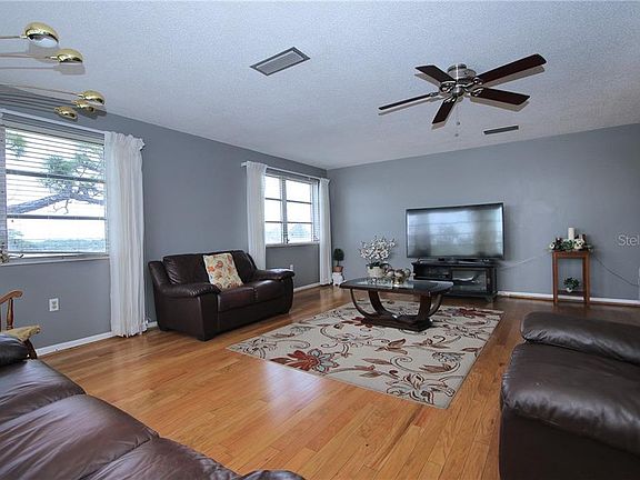 5th image of 5521 80th St N Unit 501