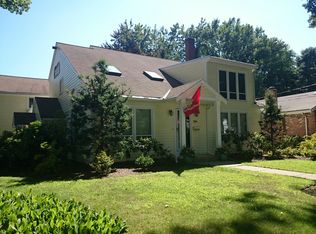 790 Heath St, Brookline, MA 02467