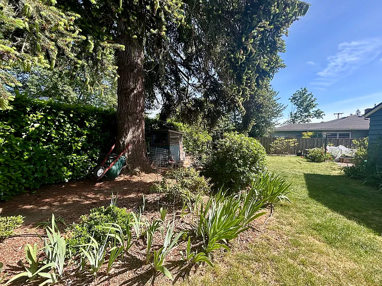 8616 SE Raymond Ct — Photo 24