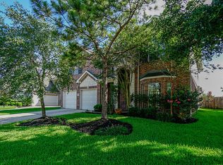 17318 Chestnut Bluff Dr, Houston, TX 77095