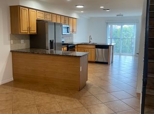 4854 Laurel Canyon Blvd #104, Valley Village, CA 91607