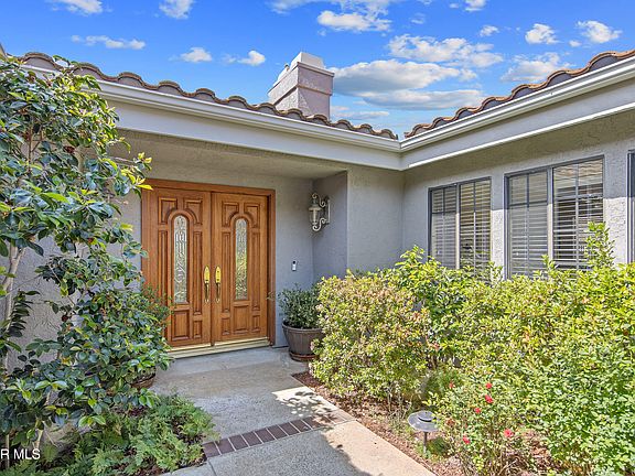 3rd image of 1660 Shadow Oaks Pl