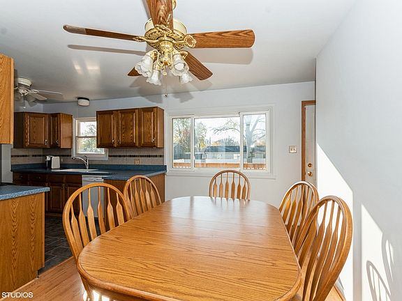 5th image of 9231 W 145th St