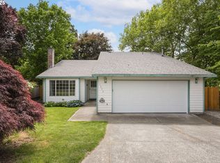 1379 SE 64th Ct, Hillsboro, OR
