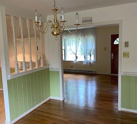 4th image of 6426 Dove Way
