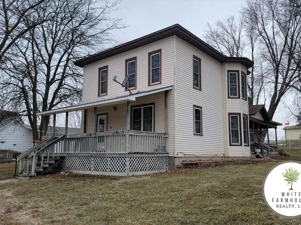 302 W Wayne St, Randolph, NE 68771