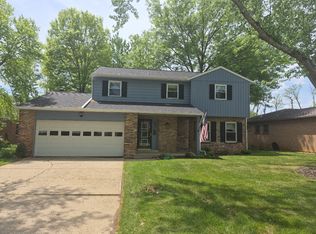 8511 Coran Dr, Cincinnati, OH 45255