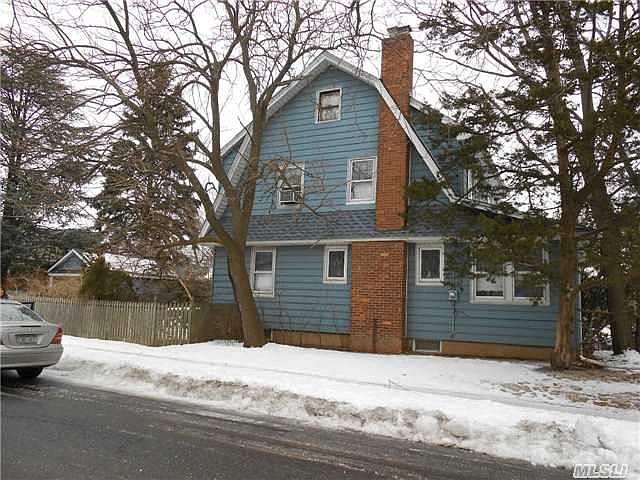2nd image of 628 Ardsley Blvd