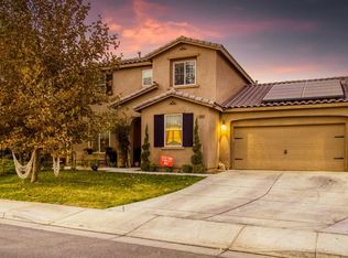 9404 Prometheus Dr, Bakersfield, CA 93306