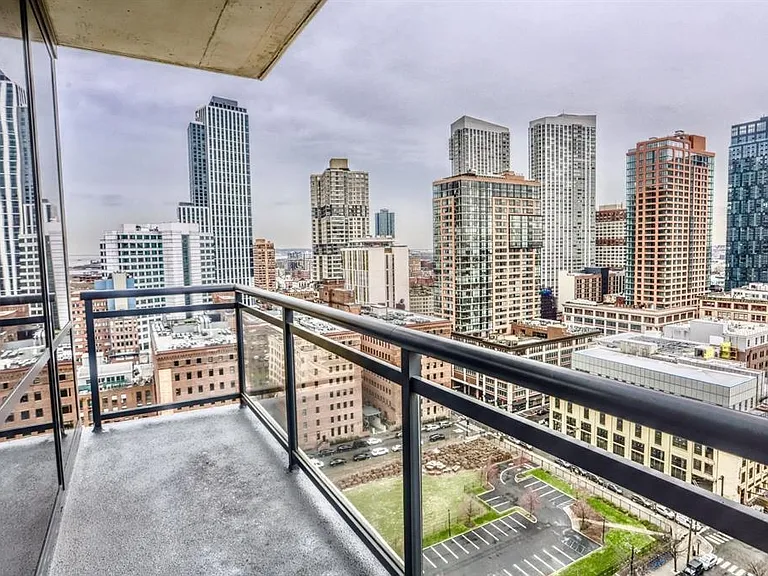 389 Washington St #20A — Photo 22