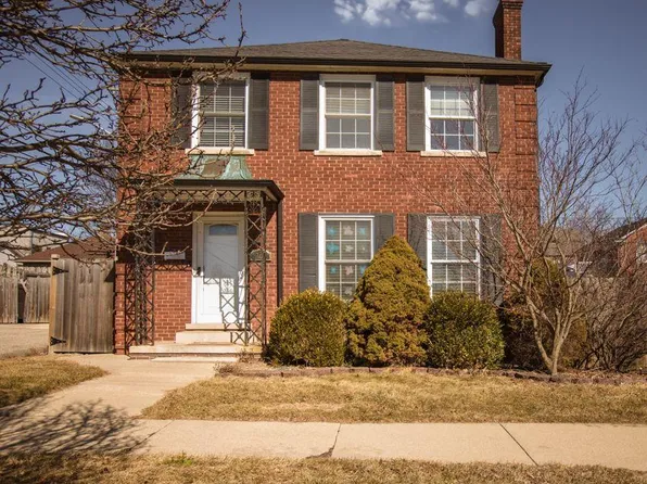 122 Walnut St, Trenton, MI 48183