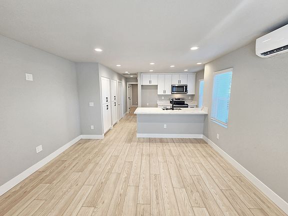 2nd image of 2814 42nd St