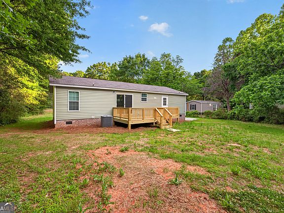 4th image of 741 Thompson Ln