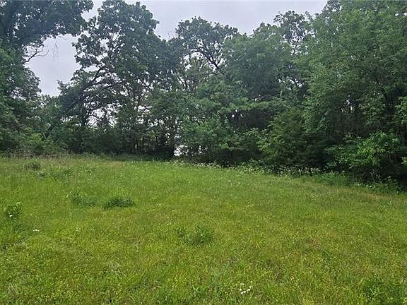 3rd image of 12668 E Panama Rd