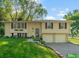 2918 S 112th St, Omaha, NE 68144