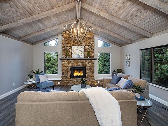 5th image of 107 Laurelwood Dr