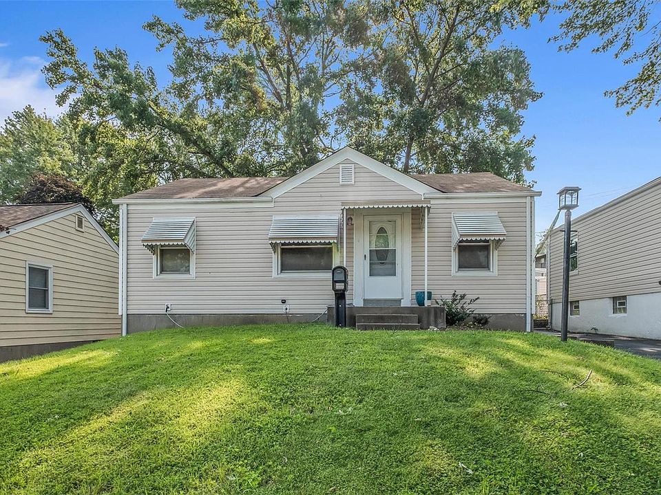1st image of 3412 Saint Martin Ln
