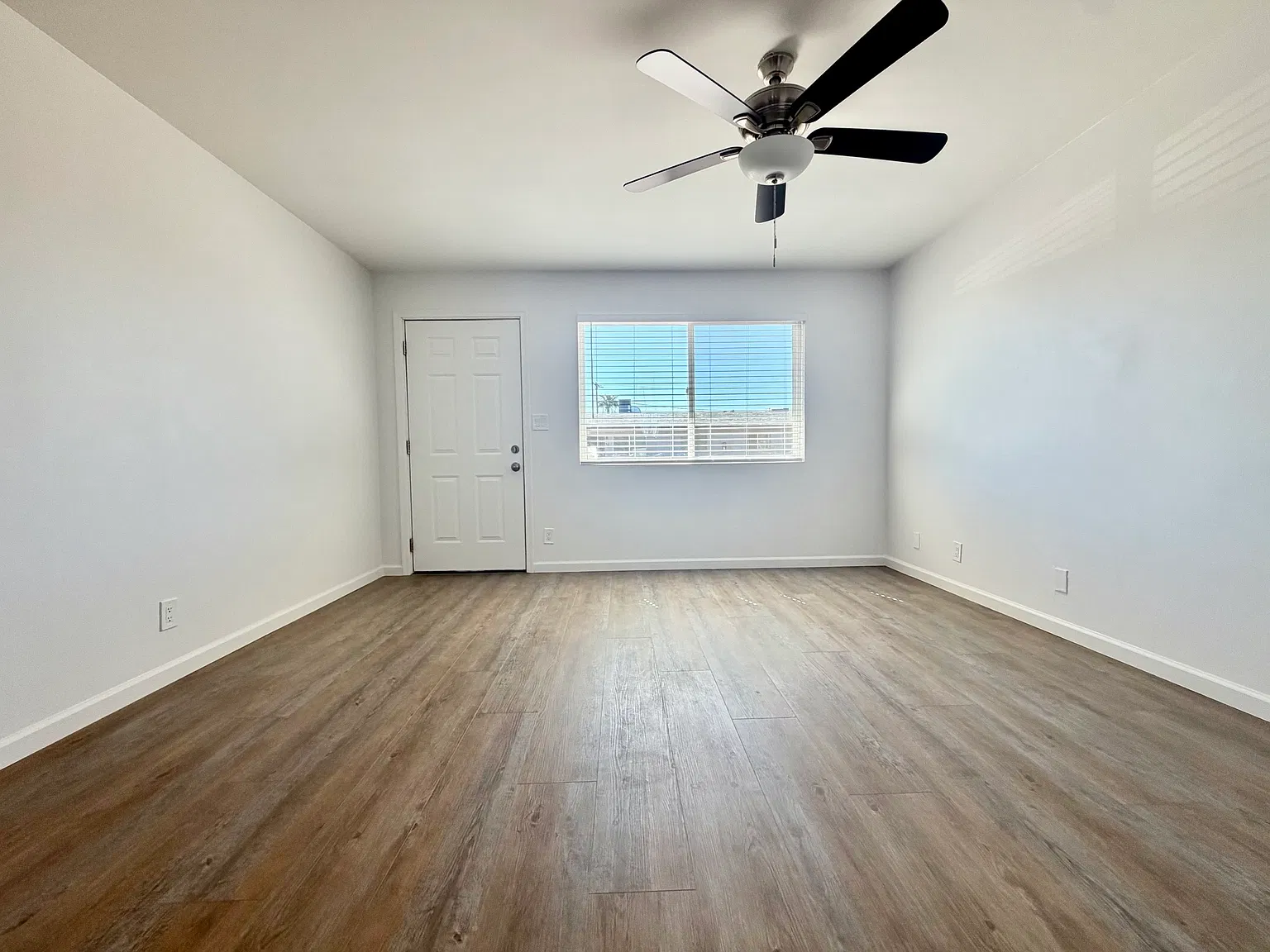 2 bed, $1,425 — Photo 3
