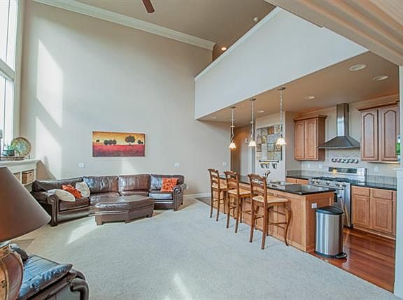 2nd image of 6011 Ashbourne Ln SE