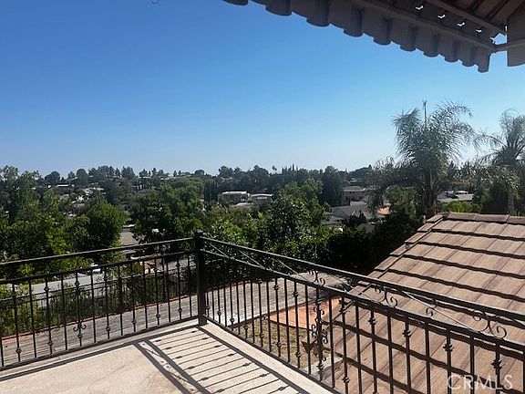 2nd image of 18912 Kinbrace St