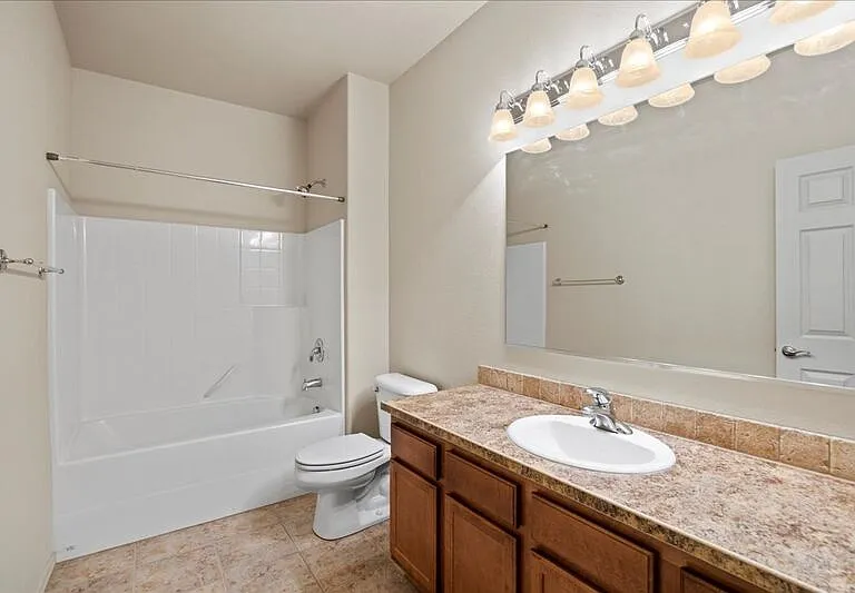 9614 Mia Ln — Photo 5