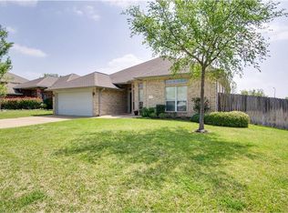 1400 Elkton Ct, College Station, TX 77845