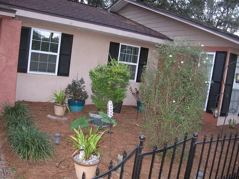 11573 SW 2nd Ln — Photo 5