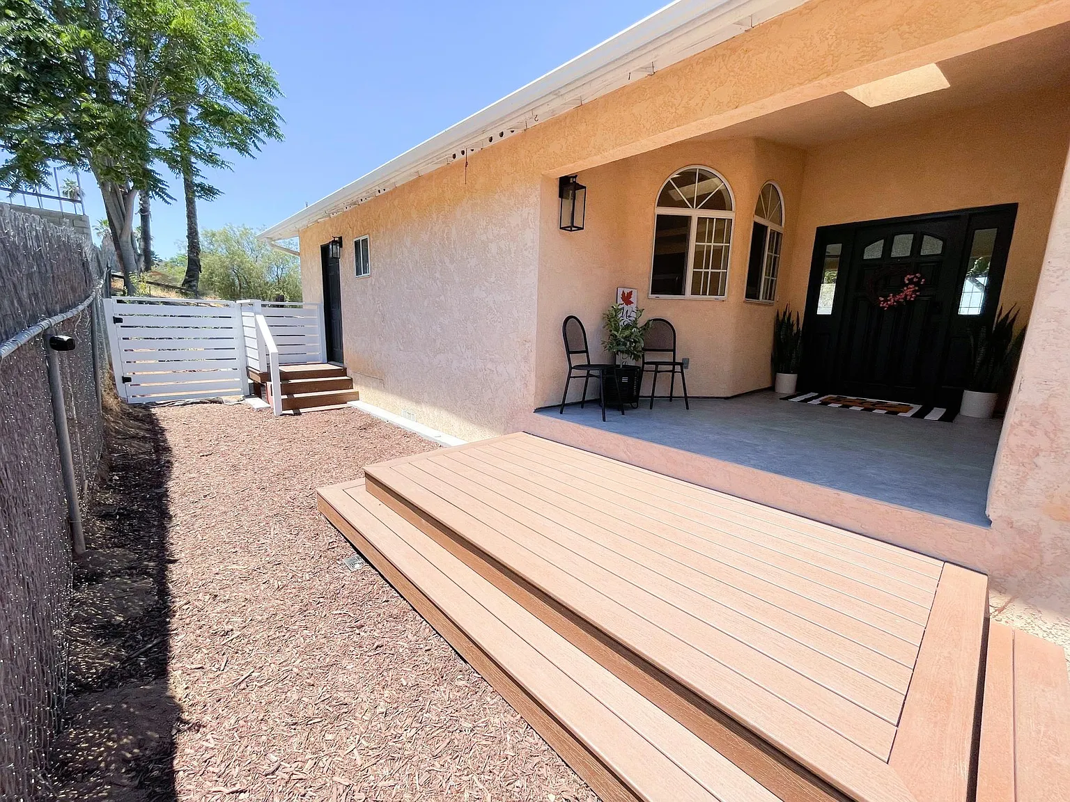 8610 Gardena Rd — Photo 3