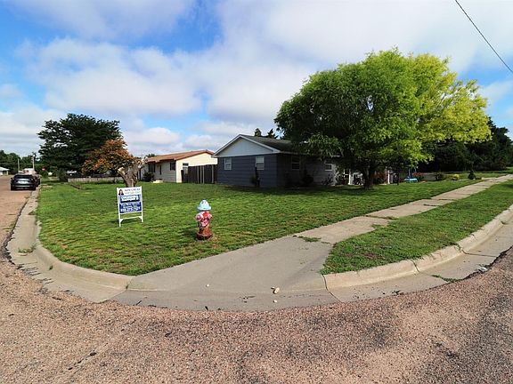 3rd image of 2801 N C St