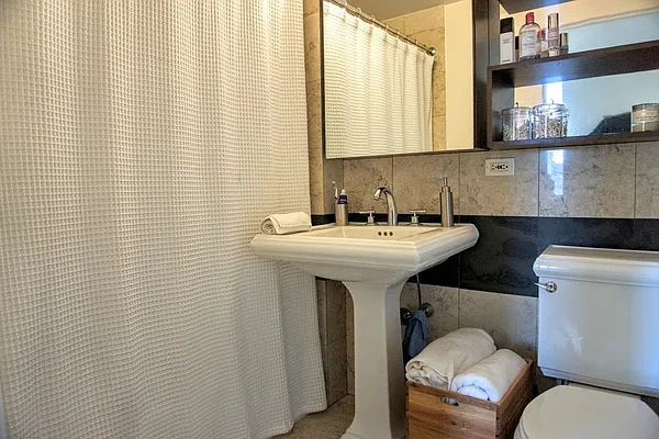 Rented by Bold New York | media 54