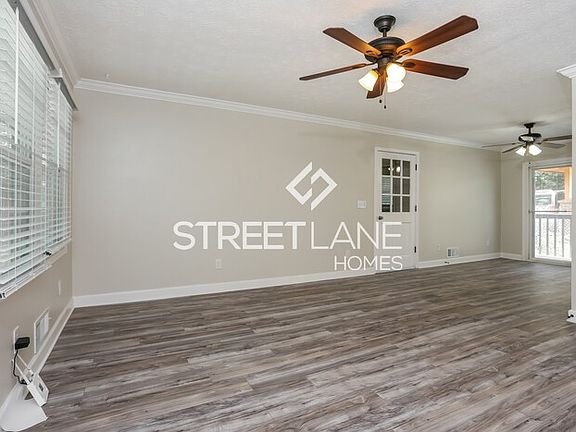 5th image of 2893 Lakemont Pl SW