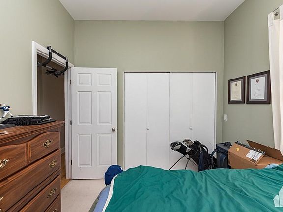 3rd image of 3059 N Lincoln Ave #1314